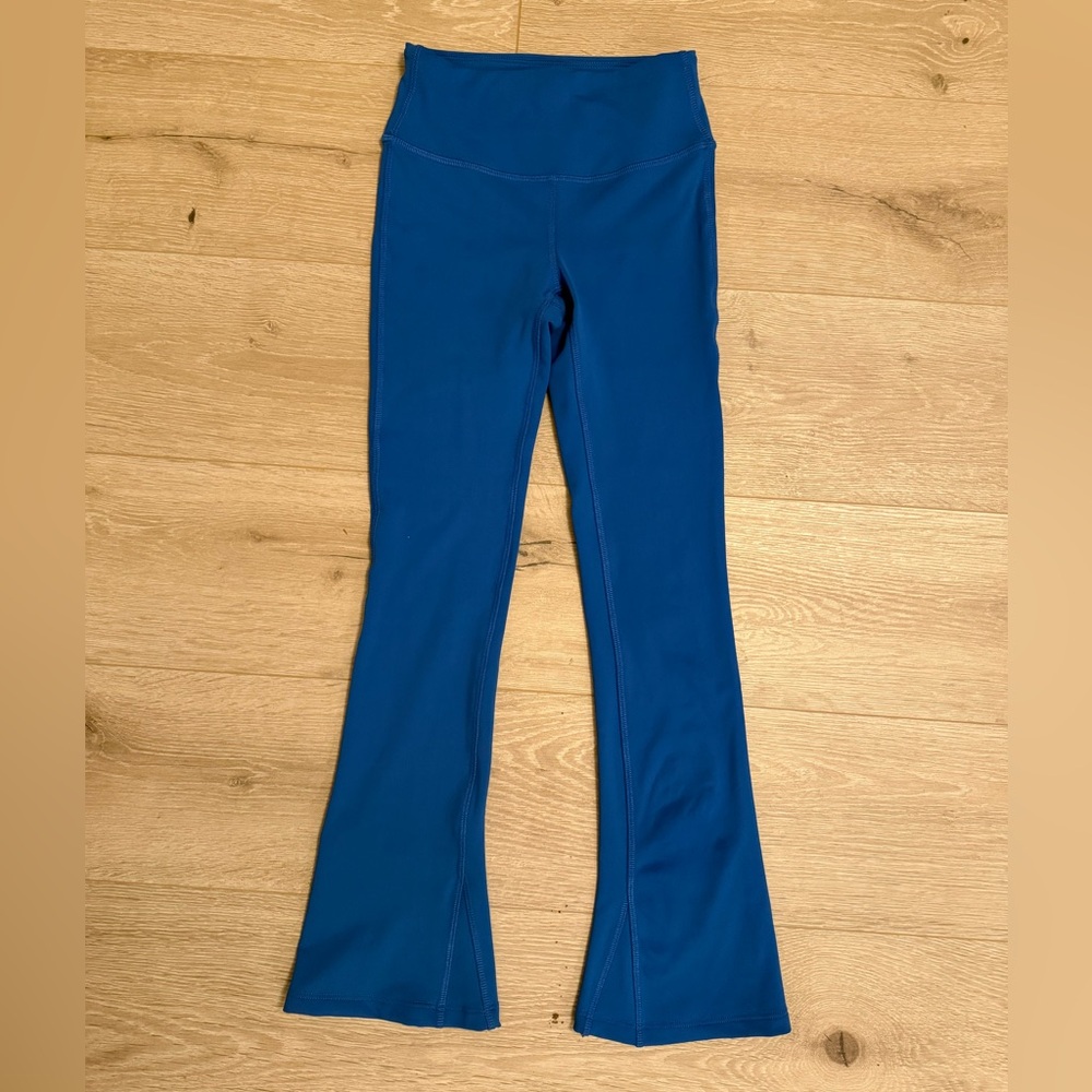 Tiger Friday Flare Blue Jay Leggings NWOT